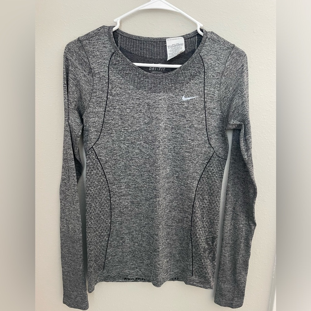 Nike long sleeve thumb holes